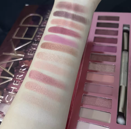 12 Colors Eyeshadow Palette