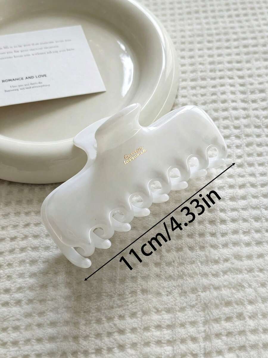 Large Claw Hair Clips