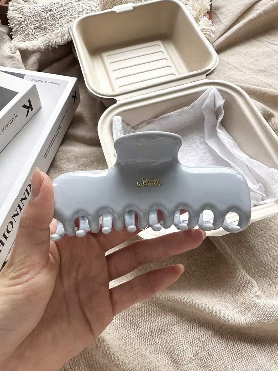 Large Claw Hair Clips