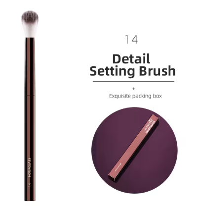 Hourglass Sculpting Makeup Brush