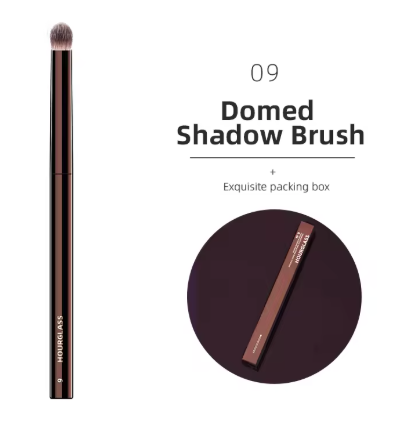 Hourglass Sculpting Makeup Brush