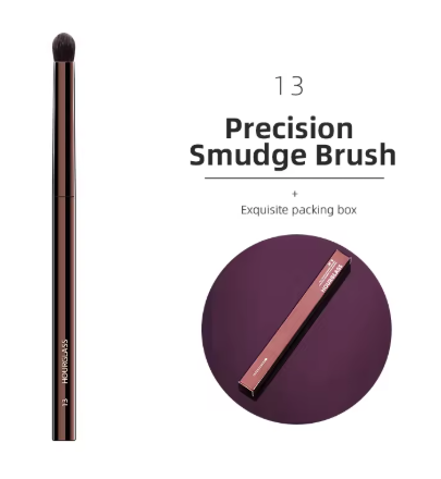 Hourglass Sculpting Makeup Brush